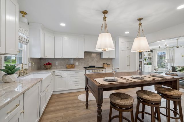 1437 Twin Feather Dr, Murfreesboro, TN 37129