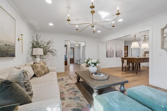 1437 Twin Feather Dr, Murfreesboro, TN 37129