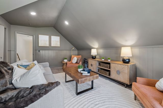 1437 Twin Feather Dr, Murfreesboro, TN 37129