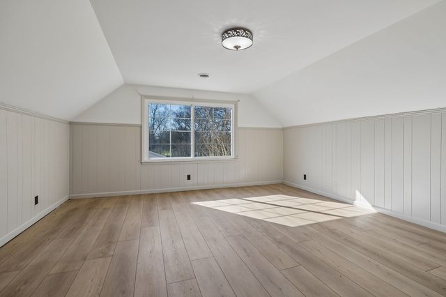 1437 Twin Feather Dr, Murfreesboro, TN 37129