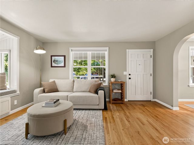 420 222nd Avenue NE, Sammamish, WA 98074