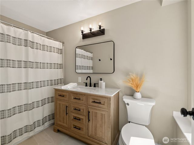 420 222nd Avenue NE, Sammamish, WA 98074