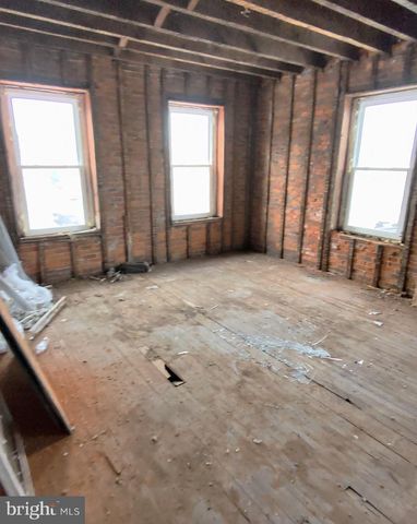 2959 N 8TH STREET, Philadelphia, PA 19133