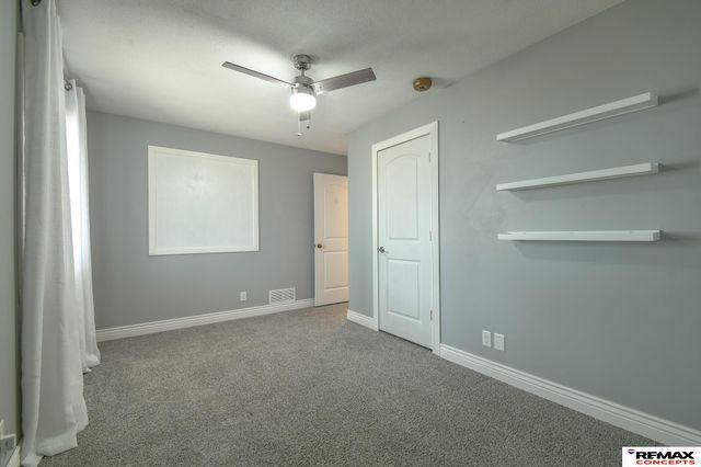 109 Concord Avenue, Hickman, NE 68372