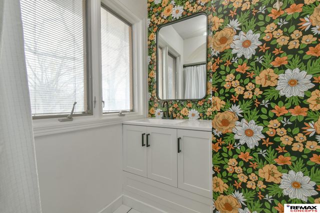 109 Concord Avenue, Hickman, NE 68372