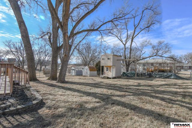 109 Concord Avenue, Hickman, NE 68372