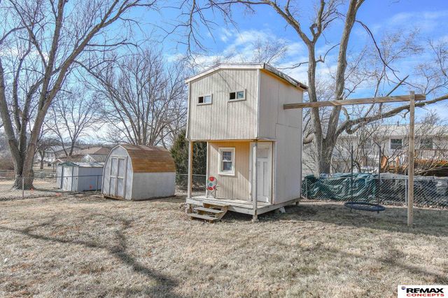 109 Concord Avenue, Hickman, NE 68372