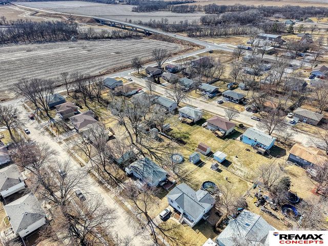 109 Concord Avenue, Hickman, NE 68372