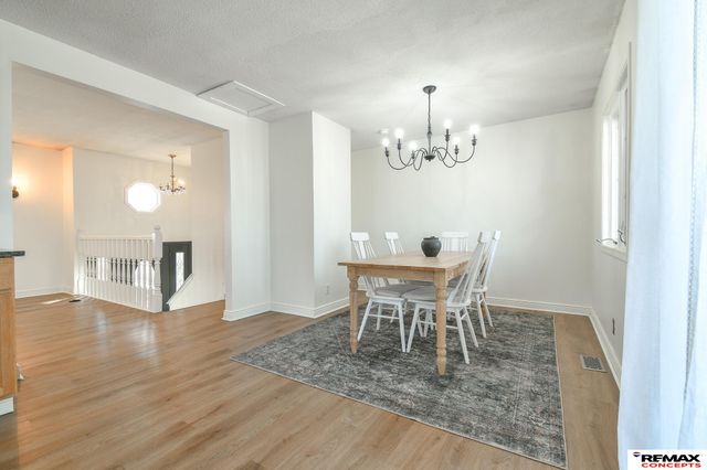 109 Concord Avenue, Hickman, NE 68372