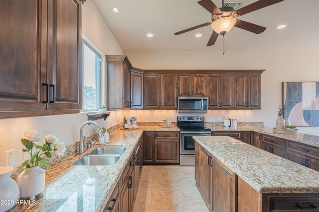 5995 E 35TH Avenue, Apache Junction, AZ 85119