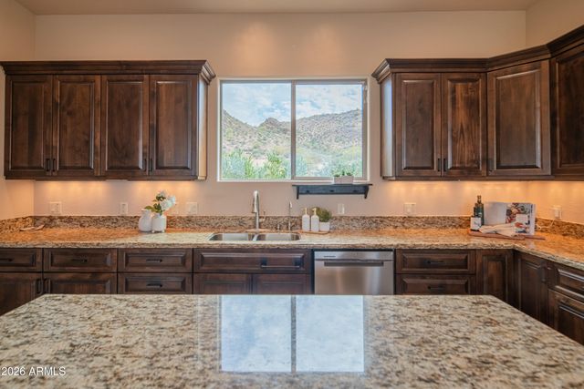 5995 E 35TH Avenue, Apache Junction, AZ 85119