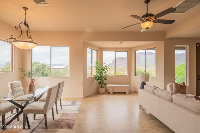 5995 E 35TH Avenue, Apache Junction, AZ 85119