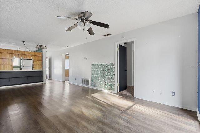 39132 COUNTY ROAD 54 2216, Zephyrhills, FL 33542
