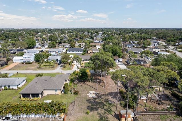18250 OAK RD, Fort Myers, FL 33967