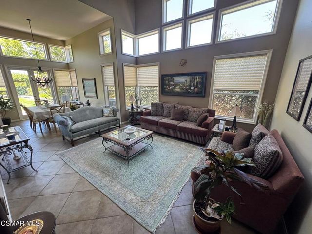 713 Twillin Court, Simi Valley, CA 93065