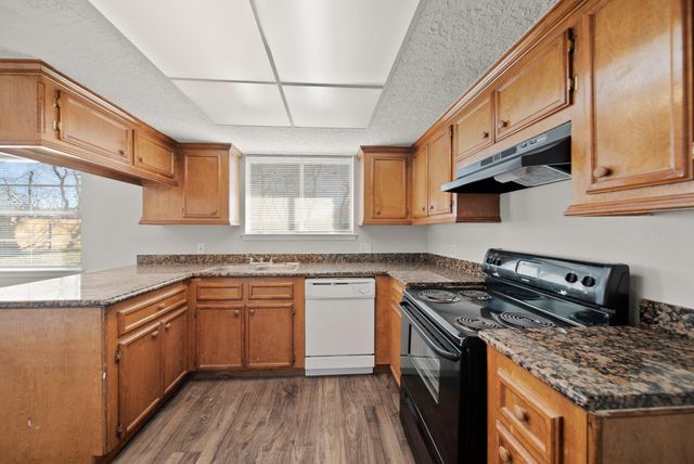 13719 Southline Road, Sugar Land, TX 77498