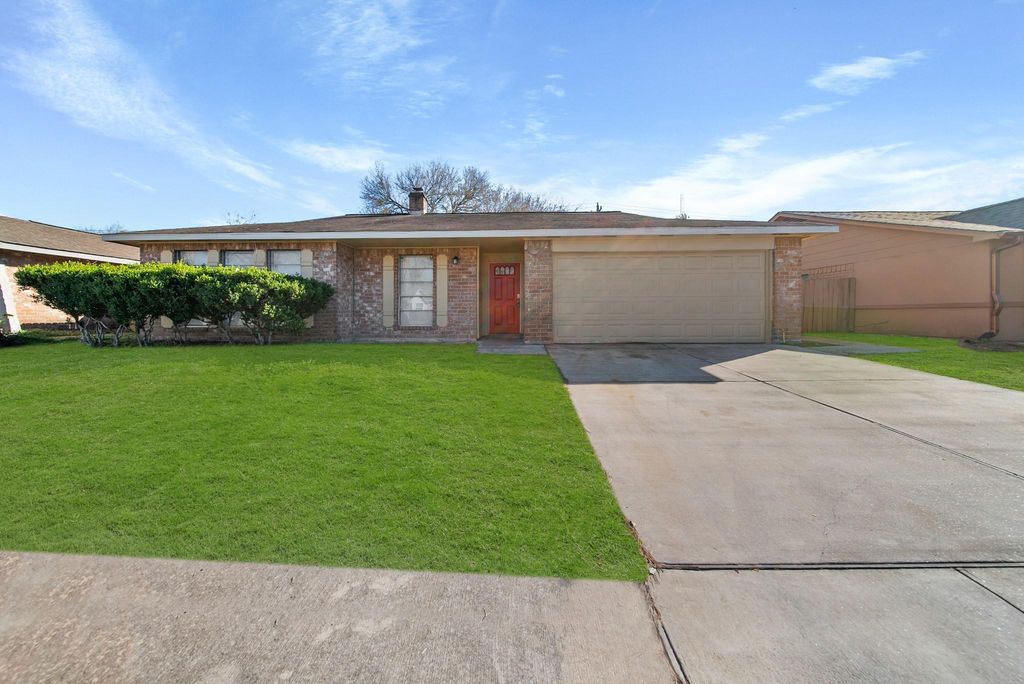 13719 Southline Road, Sugar Land, TX 77498