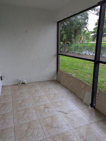 2810 Riverside Drive 106-a, Coral Springs, FL 33065