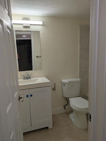 2810 Riverside Drive 106-a, Coral Springs, FL 33065