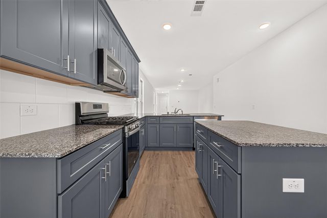 16737 Oak Bough Drive, Conroe, TX 77302