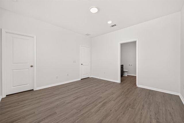 16737 Oak Bough Drive, Conroe, TX 77302