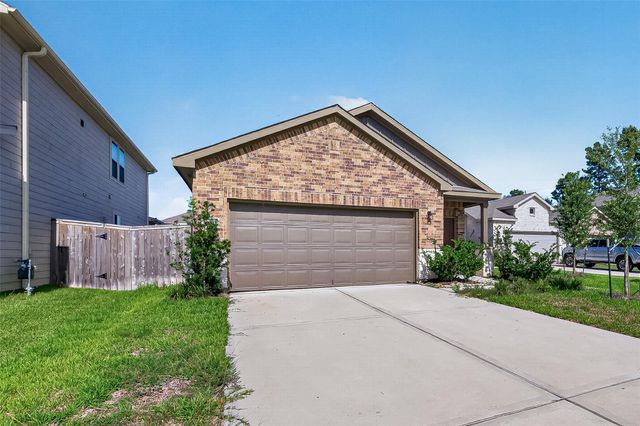16737 Oak Bough Drive, Conroe, TX 77302