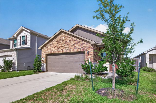 16737 Oak Bough Drive, Conroe, TX 77302