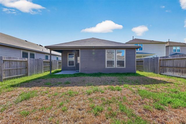 16737 Oak Bough Drive, Conroe, TX 77302