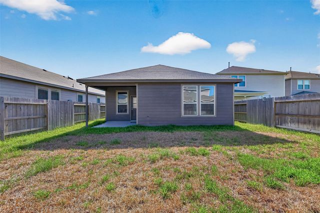 16737 Oak Bough Drive, Conroe, TX 77302