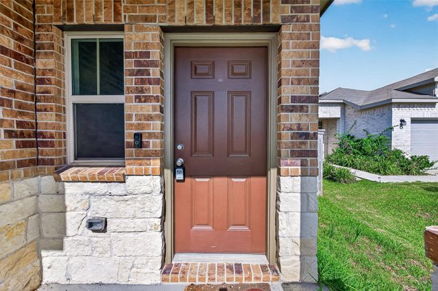 16737 Oak Bough Drive, Conroe, TX 77302