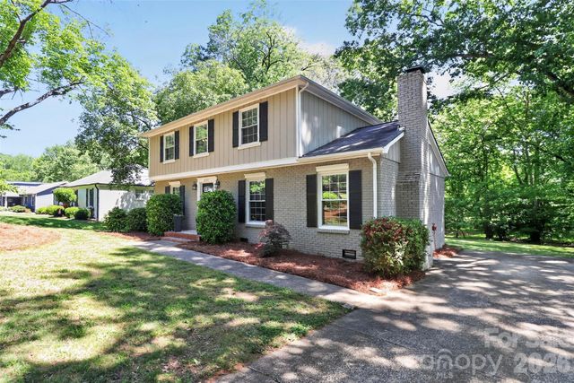 6527 Summerlin Place, Charlotte, NC 28226