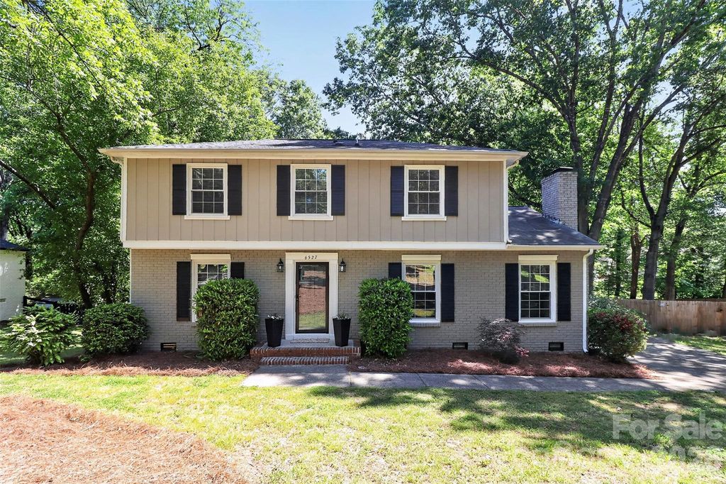 6527 Summerlin Place, Charlotte, NC 28226