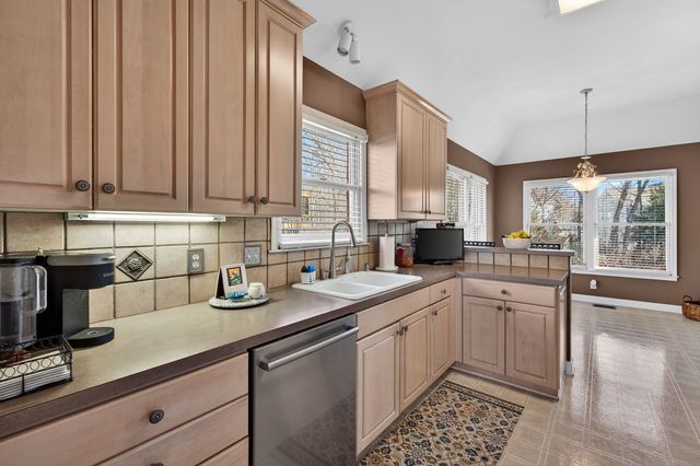 5553 Peninsula Park Lndg, Hermitage, TN 37076