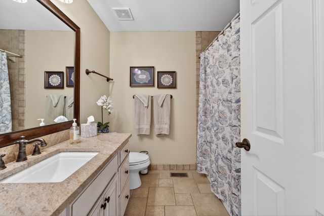 5553 Peninsula Park Lndg, Hermitage, TN 37076