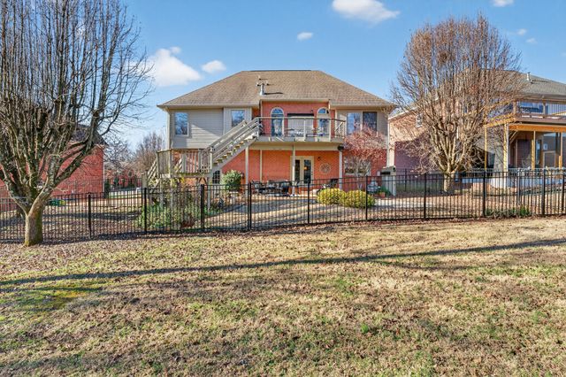 5553 Peninsula Park Lndg, Hermitage, TN 37076