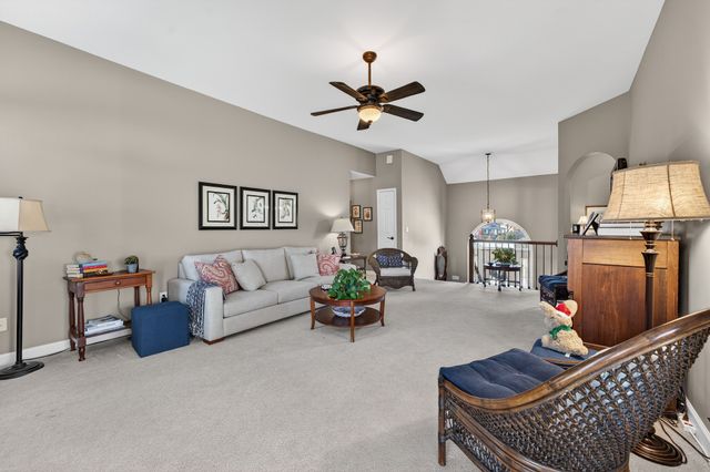 5553 Peninsula Park Lndg, Hermitage, TN 37076