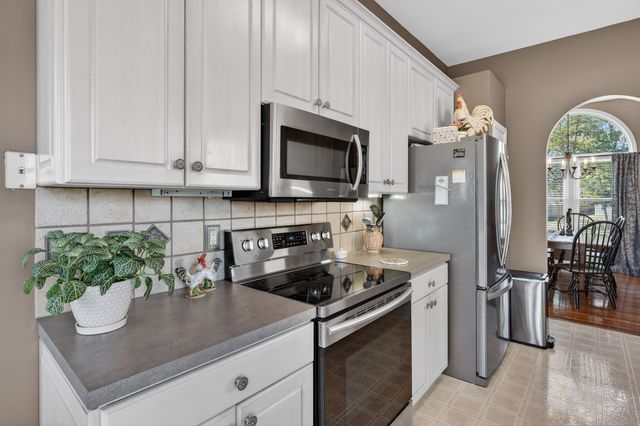 5553 Peninsula Park Lndg, Hermitage, TN 37076