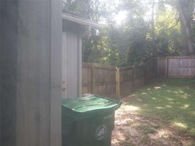 791 Heritage Oaks Drive, Stone Mountain, GA 30088