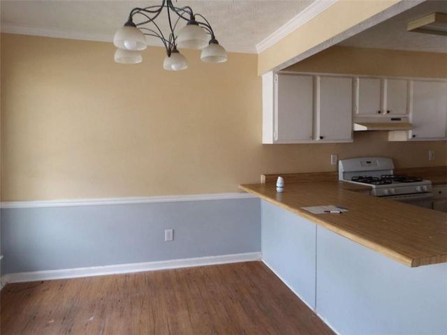791 Heritage Oaks Drive, Stone Mountain, GA 30088