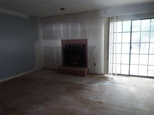 791 Heritage Oaks Drive, Stone Mountain, GA 30088