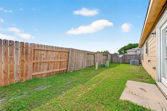 16535 Burnell Oaks Lane, Houston, TX 77090