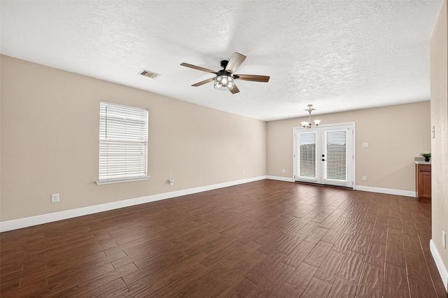 16535 Burnell Oaks Lane, Houston, TX 77090