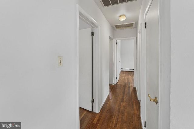 207 HARMONY RD, Gibbstown, NJ 08027