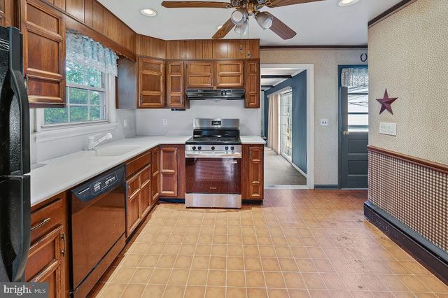 207 HARMONY RD, Gibbstown, NJ 08027