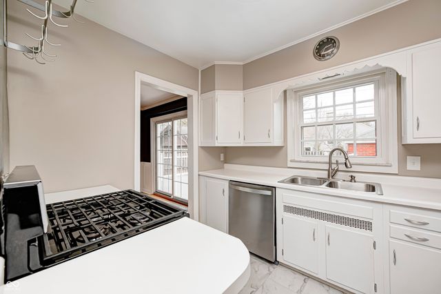 6045 N Park Avenue, Indianapolis, IN 46220