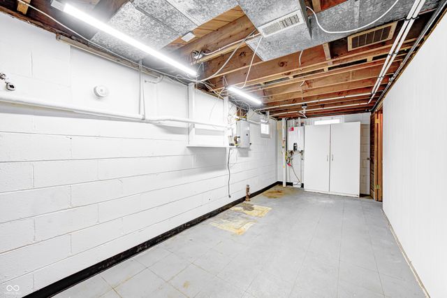 6045 N Park Avenue, Indianapolis, IN 46220