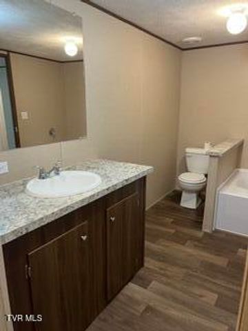 16111 Orleans Drive, Abingdon, VA 24210