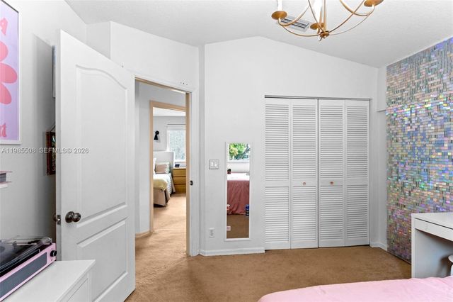 2590 N Rampart Way N, Cooper City, FL 33026