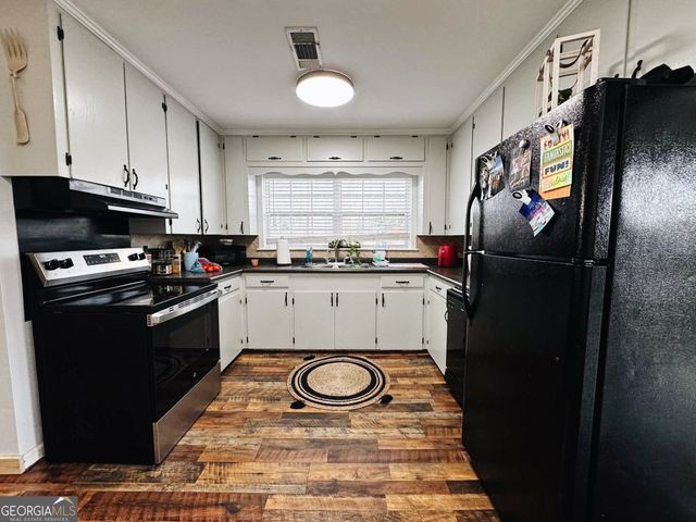 406 W 3rd Street, Vidalia, GA 30474