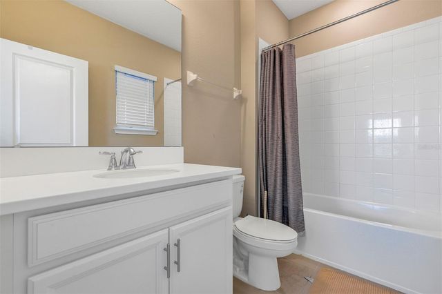 2722 SURF TOP ROAD, Clermont, FL 34711